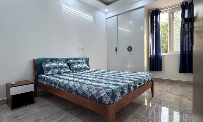 New Delhi Apartment | Elegant 2 BHK fully furnished Flat