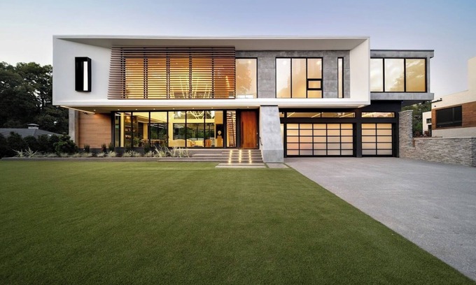 North Buckhead House | Elegant 6-Bedroom Residence in Scenic Atlanta