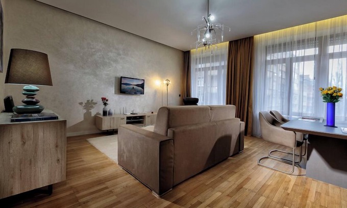 Gare Apartment | Elegant 85 m² Deluxe One-Bedroom Apartment with Spa Bath in Luxembourg