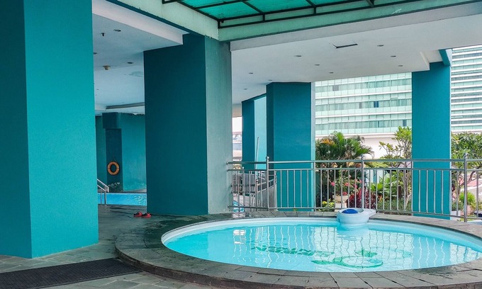 Chinatown Apartment | Elegant and Comfy 1BR Green Central City Apartment