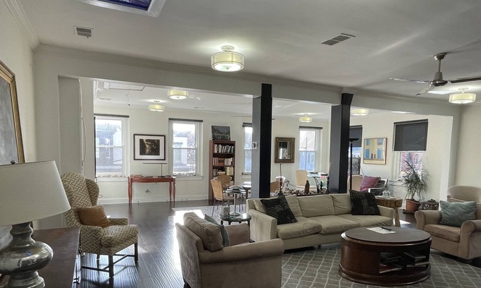 Old Town Alexandria Apartment | Elegant and spacious apt in the heart of old town Alexandria