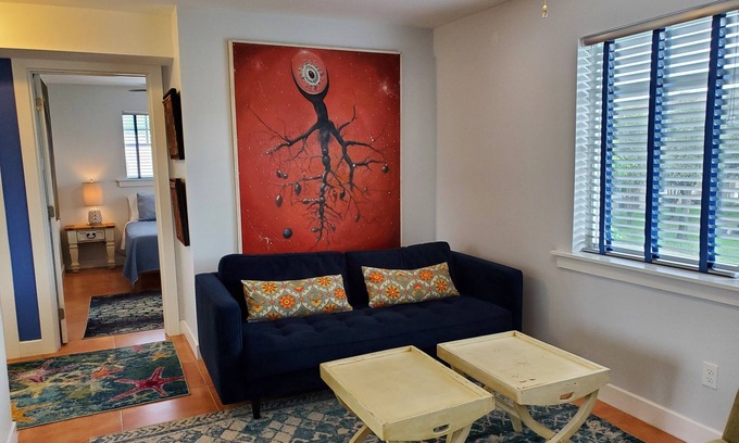 Downtown Fort Lauderdale Apartment | Elegant Apartment in Quiet & Central Neighborhood