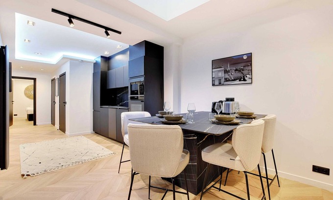 Quartier Sainte-Avoye Apartment | Elegant apartment - 2BR/6P - Le Marais