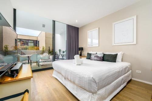 Kingston Apartment | Elegant Apartment in Kingston Foreshore - Hosted by Canstay