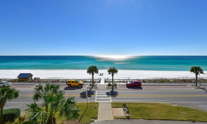 Miramar Beach Condo | Elegant beachfront condo w/extended private balcony! 🐚