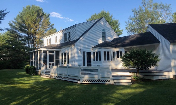 Yarmouth House | Elegant Country Cape on 5 secluded acres