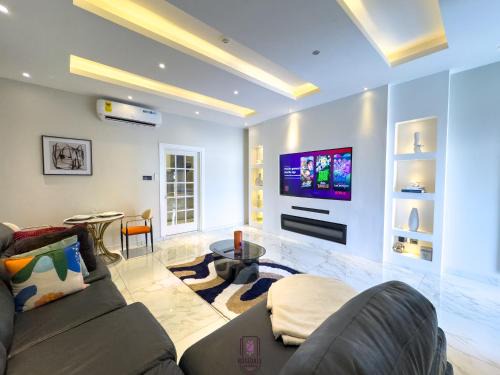 Accra Apartment | ELEGANT DUPLEX @ Rosedale Apartments