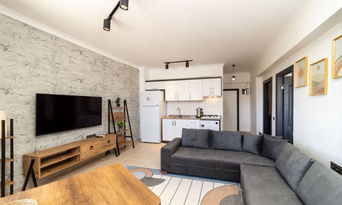 Lara Apartment | Elegant Flat Near Beaches in Antalya