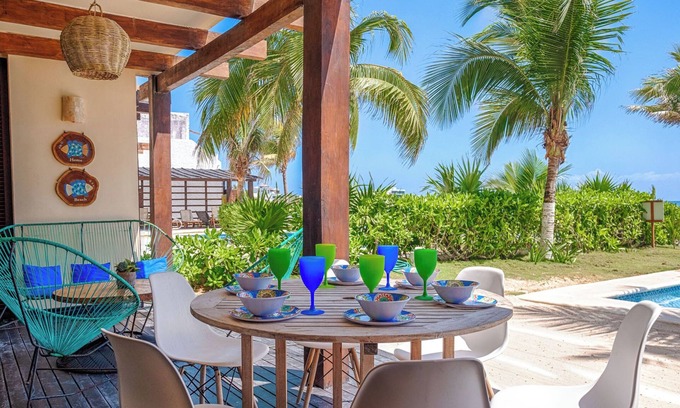 Akumal Condo | Elegant ground level beachfront condo with pool access, AC and WiFi!