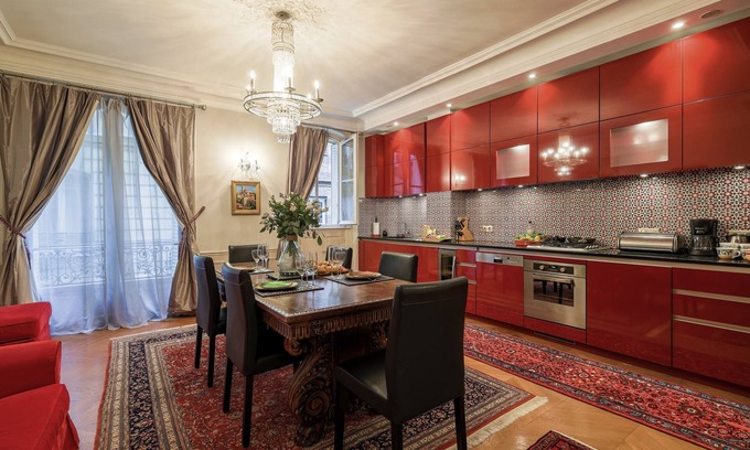 7th Arrondissement Apartment | Elegant Haute Luxury 1br , MONTHLY rental, best location near Rue Cler in 7th.