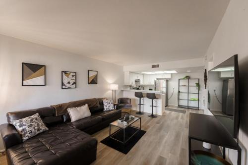 Mesa Apartment | Elegant Mesa Dobson 1 Bedroom