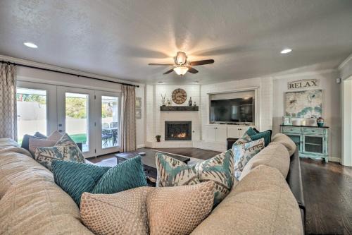Oklahoma City House | Elegant NW Oklahoma City Home with Spacious Yard