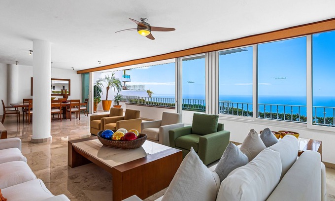 Conchas Chinas House | Elegant oceanview penthouse with private rooftop jacuzzi, pools & spa access