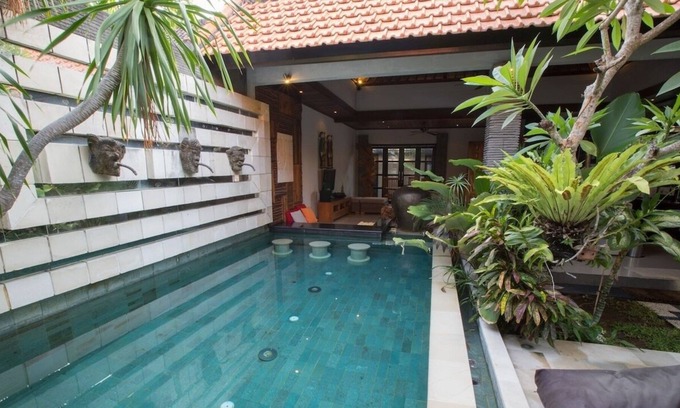 Padangsambian Klod Villa | Elegant Open Style Private Villa near Seminyak 2BR