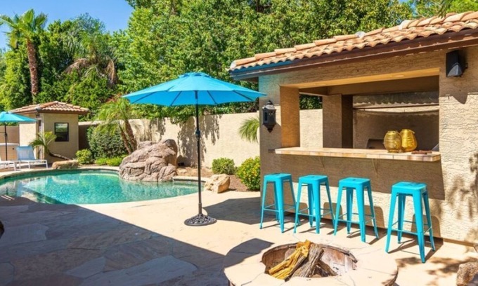 Paradise Valley Village House | Elegant Scottsdale Home with Pool!