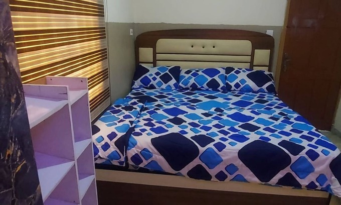 Alimosho Apartment | Elegant Sitting room and Bedroom with AC in vibrant Lagos, Nigeria