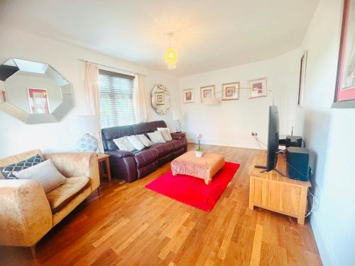 Staple Hill House | Elegant & Spacious Bristol Home