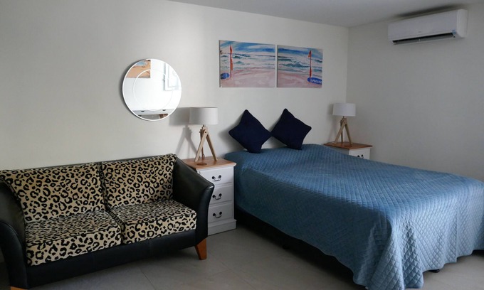 Manly Apartment | Elegant Studio in the heart of Manly