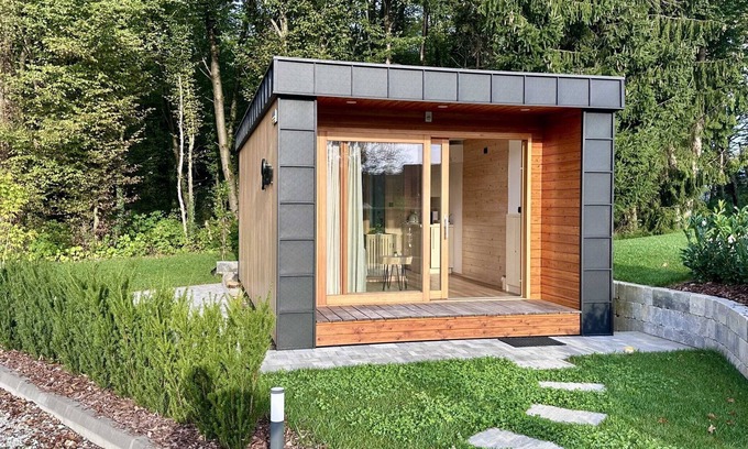 Sencur House | Elegant Warm Bliss Hideaway Escape Lodge - Glamping