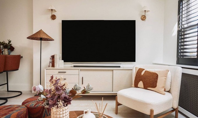 Fulham Apartment | Elegantly Stylish Fulham Apartment with Terrace
