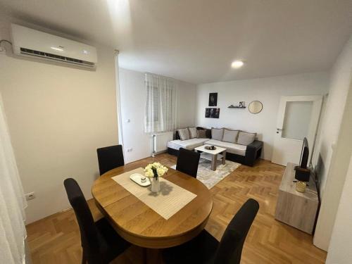 Bijeljina Apartment | Elena
