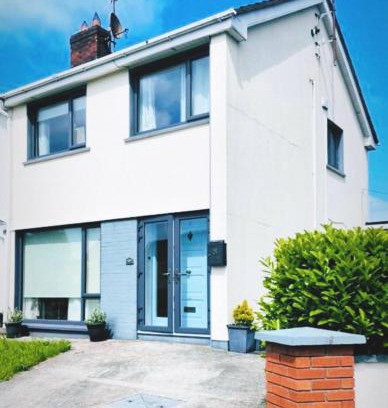 Drogheda House | Elena Retreats