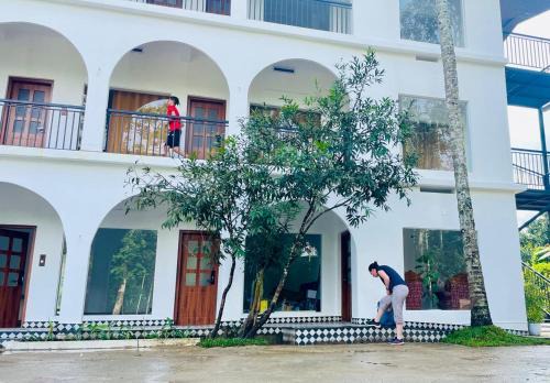Sulthan Bathery Resort | Elephant House The Royal Resorts & Villas