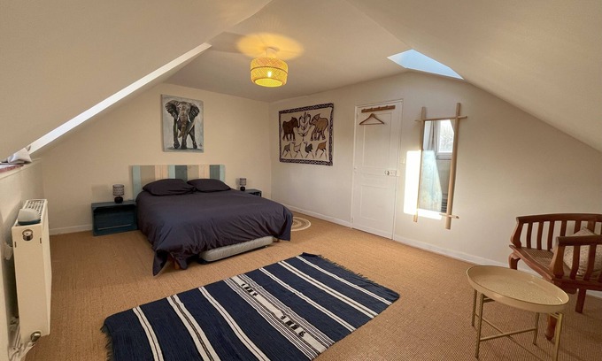 Yport Bed & Breakfast | ELEPHANT ROOM