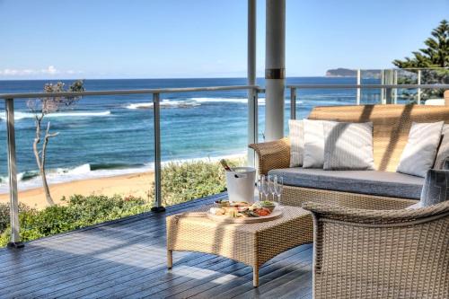 Forresters Beach House | Eleuthera - Beautiful Beach Home with Direct Beach Access