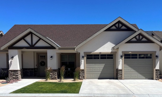Cedar City House | Elevated Comfort