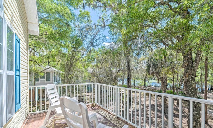 Bell House | Elevated Home w/ Fire Pit + Dock on Suwannee River