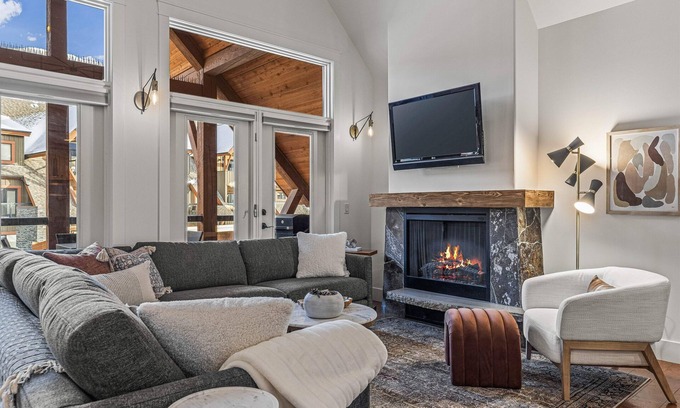 Canmore Apartment | Elevated Penthouse - Pool, Hot Tub & Relaxing Atmosphere!