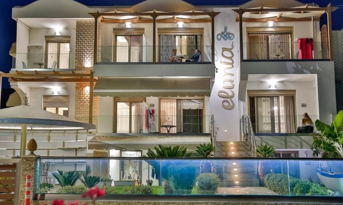 Pilalimata House | Elimia Suites & Studios