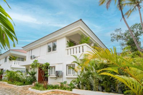 Assagao Villa | ELIVAAS Villa Aarna 3 BHK Villa Near Ozran Beach with Pvt Pool