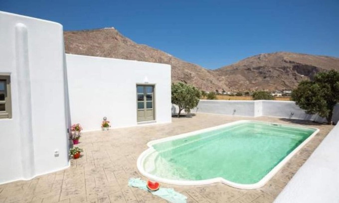 Perissa Villa | Elixirium Villa with private Swimming pool