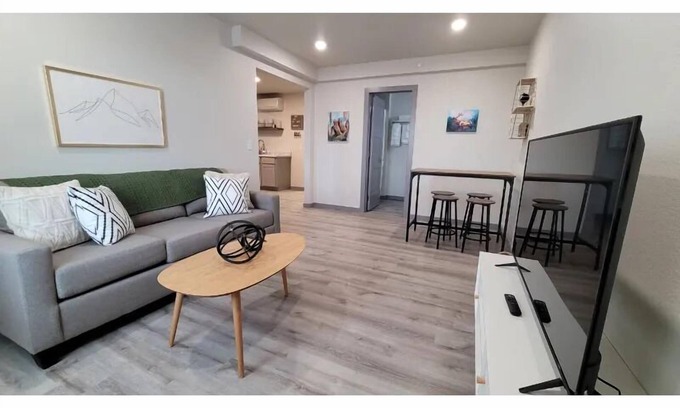 Custer Apartment | Elk Loft in Downtown Custer, Sleeps 8, 2 full bath