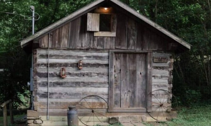 Fayetteville Cabin | Elk Riverside Escape