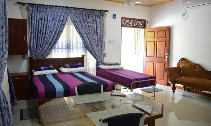 Ukuwela House | Elkaduwa Bungalow ( Near By Sembuwatta Lake )