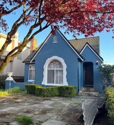 Marpole Villa | Elmshade Villa in Vancouver South