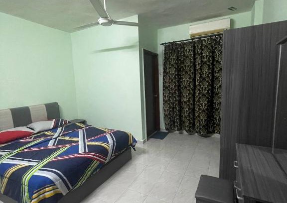 Tanjung Tanah Merah Apartment | Elvina Guesthouse @ Laguna Condo Resort PD