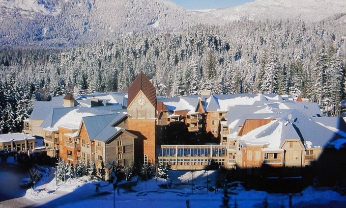 Blackcomb Resort | Embarc Whistler 2 Bedroom 5 Star Resort