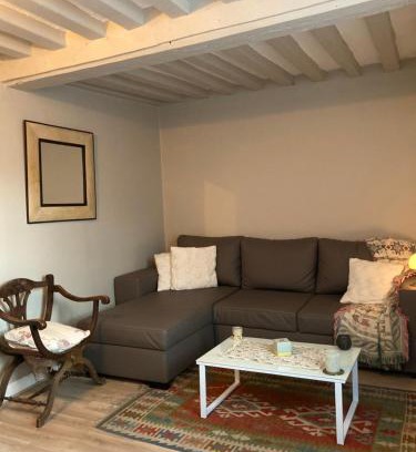 Honfleur Apartment | Embarcation