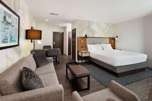 Amarillo Hotel | Embassy Suites Amarillo Downtown