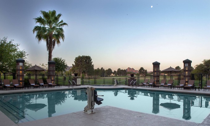 Paradise Valley Village Hotel | Embassy Suites by Hilton Phoenix Scottsdale