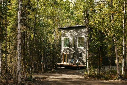 Chugiak House | Embrace Nature in this Secluded Cabin in Anchorage, Alaska