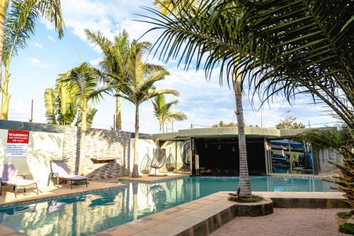 Lusaka Apartment | EMC Luxury 4BR Villa ,Pool, Solar , Starlink Wifi