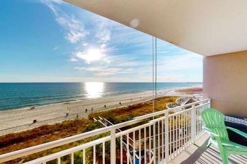 Panama City Beach Apartment | Emerald Beach Resort 435