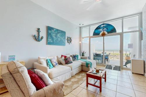 Galveston Apartment | Emerald by the Sea #711