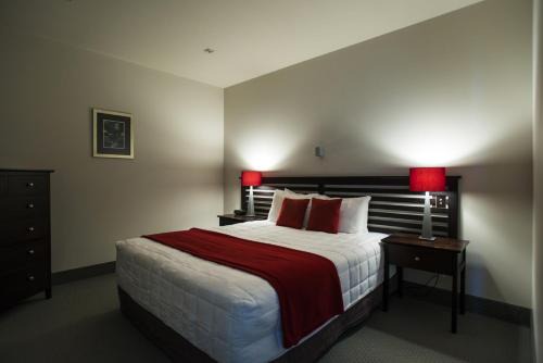 Gisborne Hotel | Emerald Hotel
