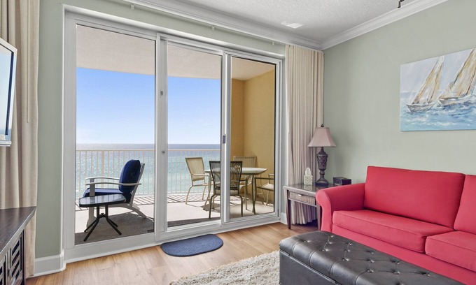 West Panama City Beach Condo | Emerald Isle 706 - Complimentary beach chair service! included!